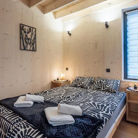 Lägenhet Muchatki Z Sauna Przeginia Duchowna