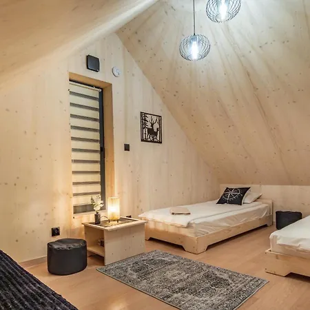 Muchatki Z Sauna דירה *