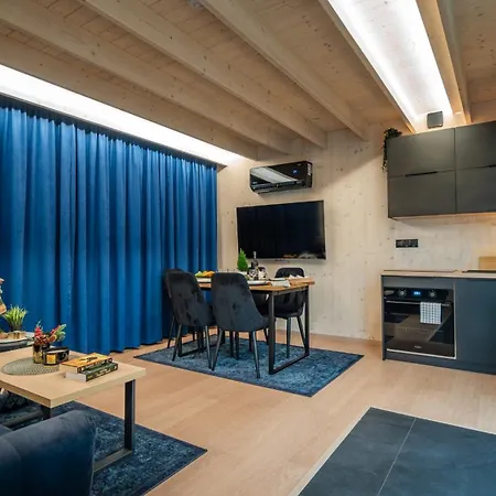 Muchatki Z Sauna * Przeginia Duchowna