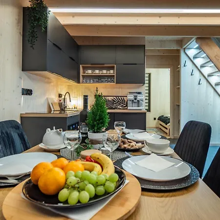 Muchatki Z Sauna דירה