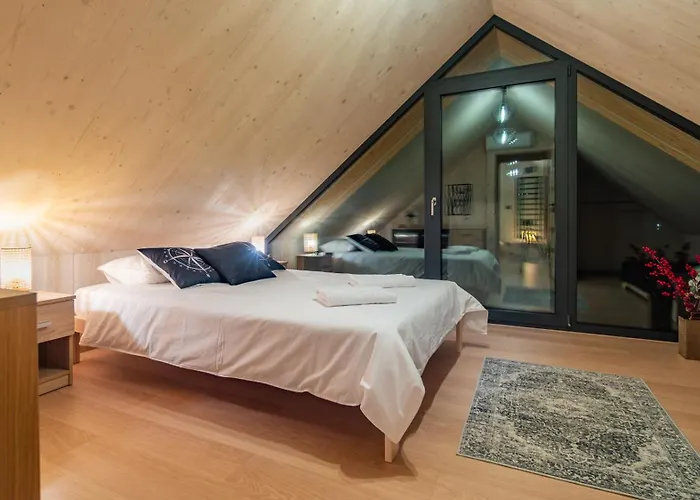 Muchatki Z Sauna * Przeginia Duchowna