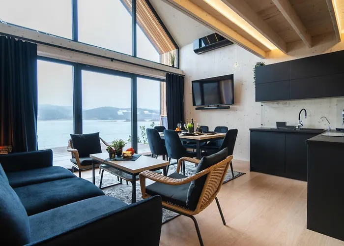 Muchatki Z Sauna * Przeginia Duchowna